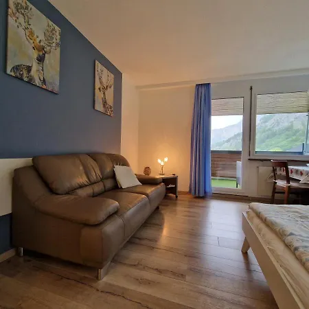 Sunnuhubil Лойкербад